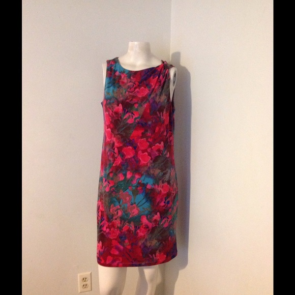 Vince Camuto Floral Print Dress 6 🍀SALE🍀 - Picture 1 of 3